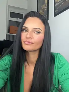 Destinylovex: онлайн-секс-чат