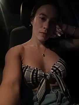 Penny_09 – Naživo XXX chat