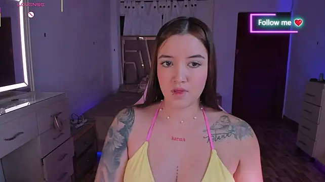 MiaLatina_ – Naživo XXX chat