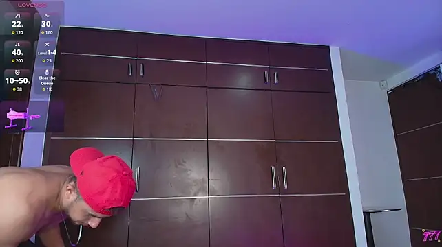 Živý XXX chat Valentiinoss