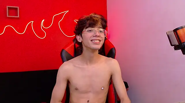 Twink_Sebas7 Chat XXX live