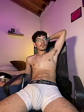 oreuk_dv's Live XXX Chat