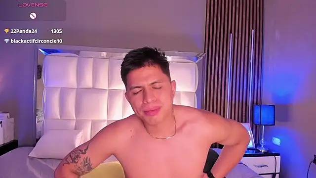Niicky1_ XXX чат на живо