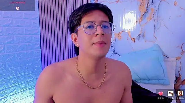 VickBennet Live XXX-Chat
