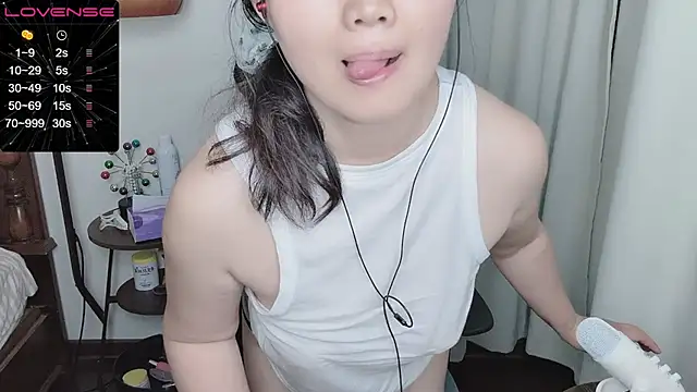 lilinya202688 现场XXX聊天
