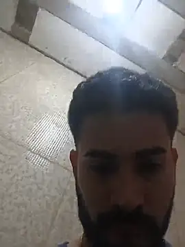 Leo_dot25's Live XXX Chat