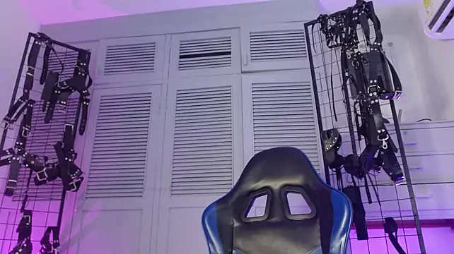 Chat XXX en directo de skiper_monstercock