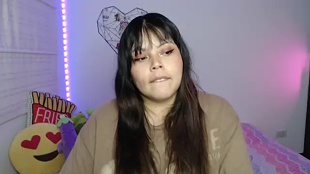 XXX chat uživo modela EllieMoonX
