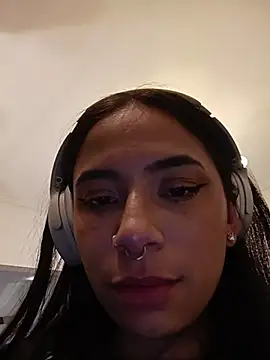 دردشة Ivyy_sweet_ الجنسية المباشرة