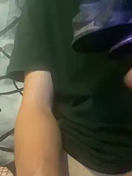 Chatroom XXX en direct de Hotguy3000