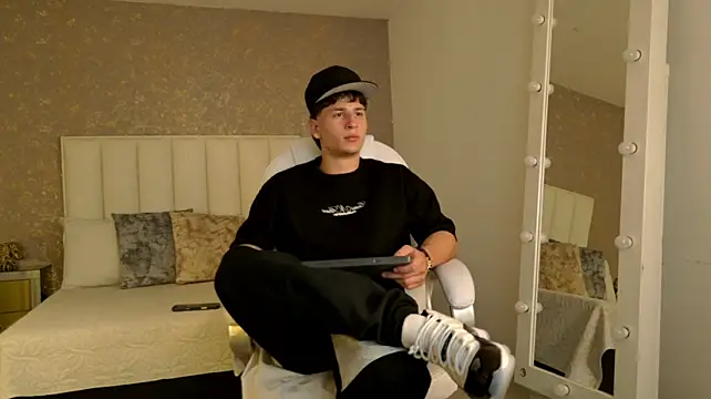 JordanMiller_ Live XXX-chat