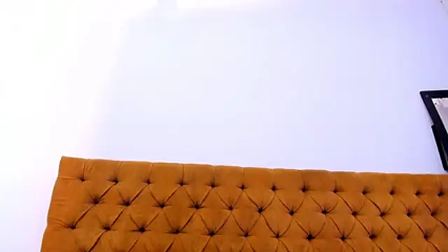 צ'אט XXX בשידור חי של Katty_West