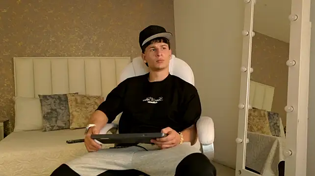 JordanMiller_ élő XXX-chatje