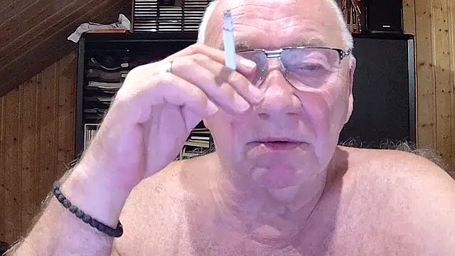 Chat +18 de biggandybig ao vivo