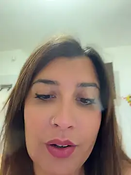 Novababy18 – Naživo XXX chat