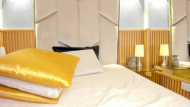 Chat +18 de Britanymooree ao vivo