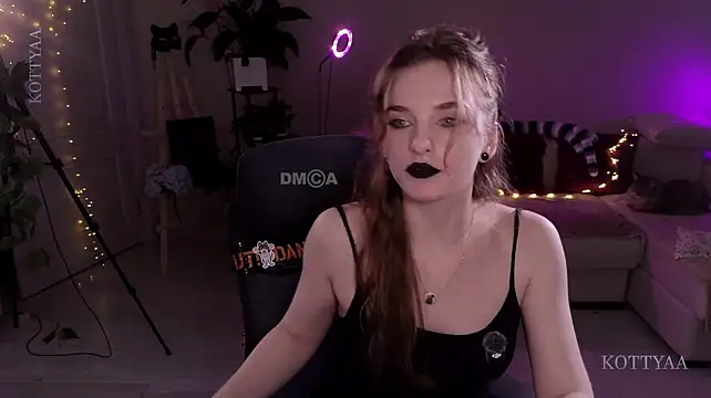 Chat +18 de -Kottyaa- ao vivo