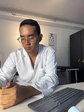 Maxximo_Stone – Naživo XXX chat
