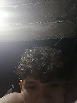 XXX chat uživo modela nilon05