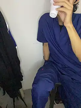 دردشة MonoHotXXX الجنسية المباشرة