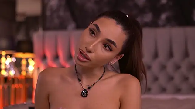 GinaValentinna – Naživo XXX chat