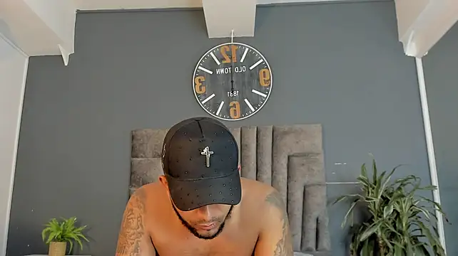 Robin_Rief Chat XXX in diretta