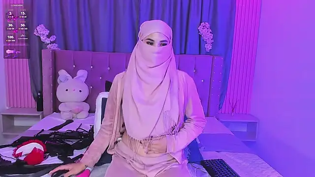 Nayla-Mouna – Naživo XXX chat