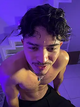 Chat XXX en directo de Nicolai_Karav