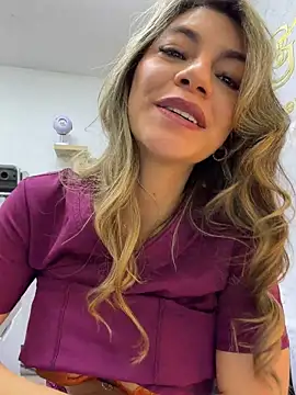 alicee16 Live XXX Chat