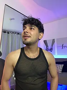 Samir_bear Chat XXX in diretta