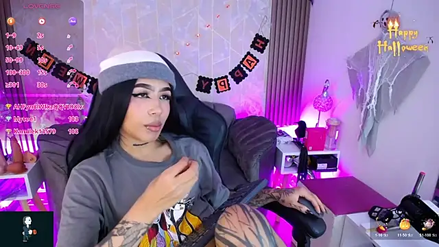 Raven_Wood Live XXX-Chat