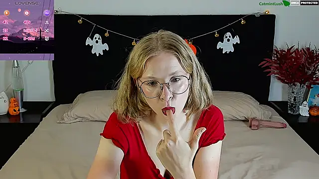 CatmintLush Chat XXX in diretta