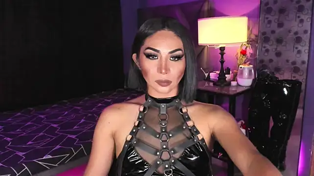 Chatroom XXX en direct de MaxxineMorenaTs