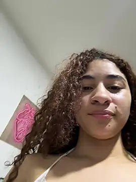 Milah_secret Chat XXX live