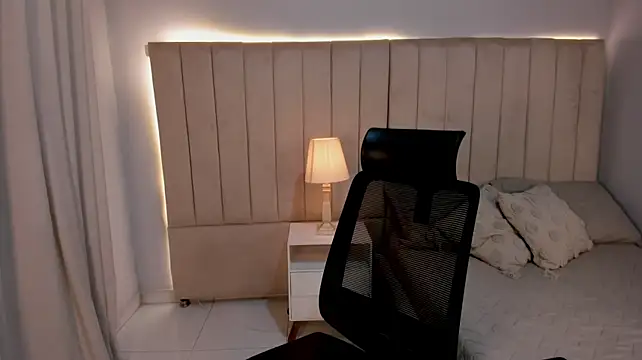 JustPhantom Live XXX-chat