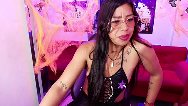 Lilith_Mills' Live XXX Chat