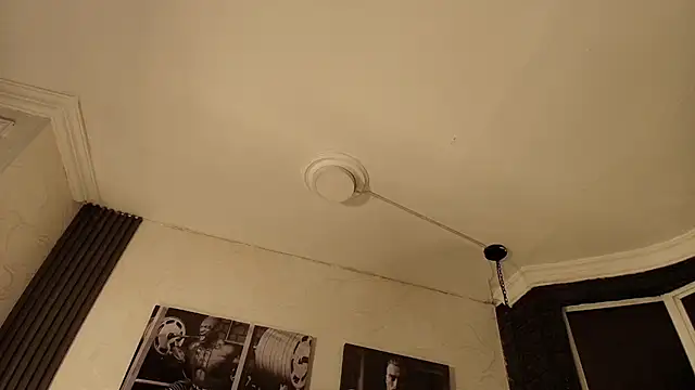 XXX chat uživo modela FalconTeam89