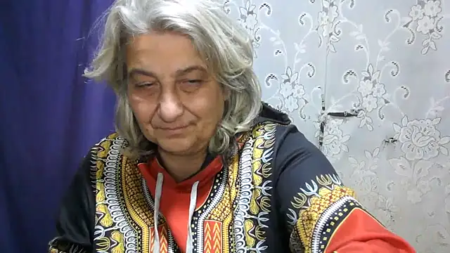 ExquisiteMature Adlı Modelin Canlı XXX Sohbeti
