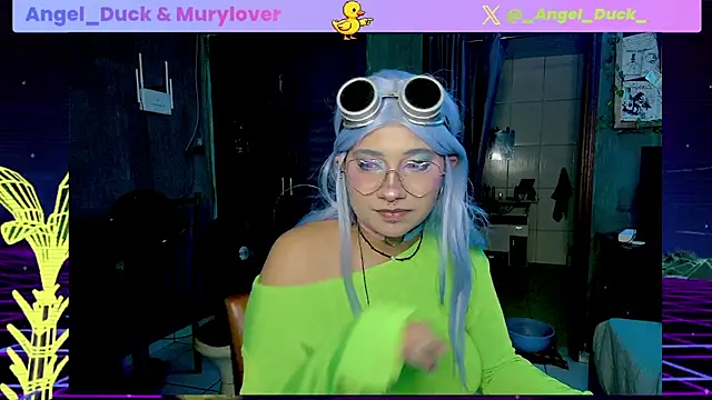 Chat +18 de Angel_Duck ao vivo