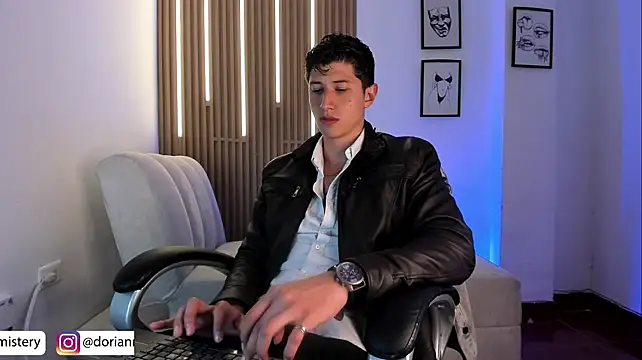 Dorianmistery2322_ Webcam Show