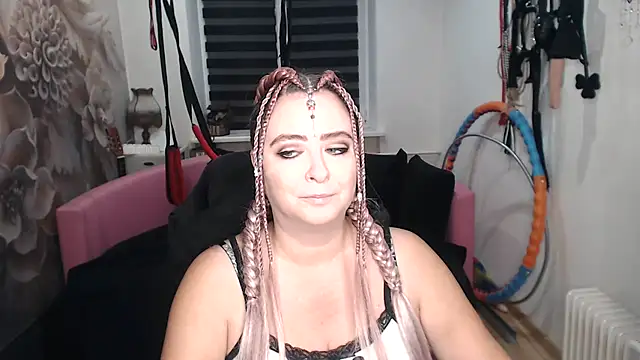 MISSgoddessMARIA Chat XXX in diretta