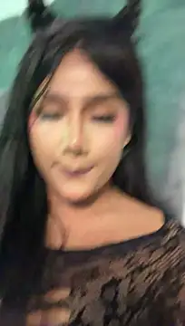 Chat +18 de Vale_Prada ao vivo