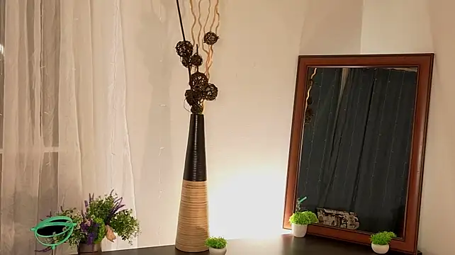 MaribelAntwi – Naživo XXX chat