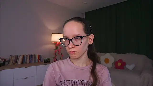 BettyBrowni élő XXX-chatje