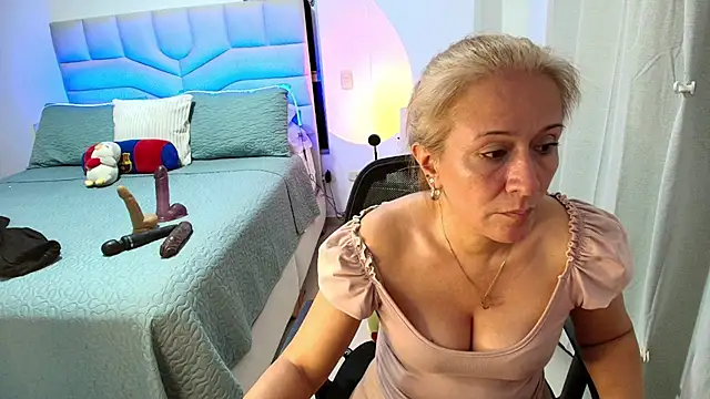 Naty_Stone – Naživo XXX chat