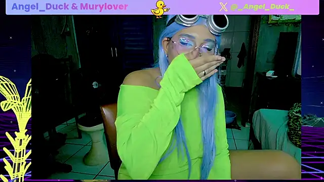 צ'אט XXX בשידור חי של Angel_Duck