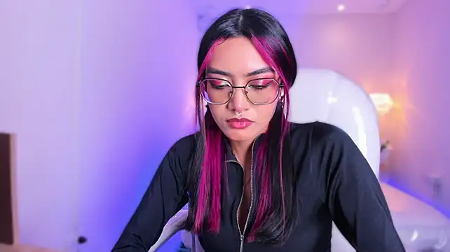 AzuraKindong – Naživo XXX chat