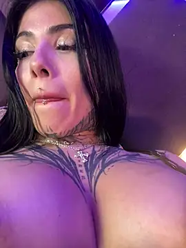 SamanthaaSutra's Live XXX Chat
