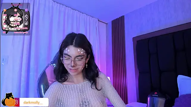 Molly_A's Live XXX Chat