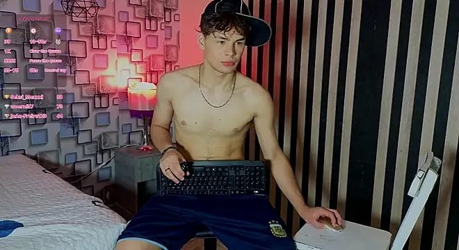 LoganSteel_ Chat XXX in diretta